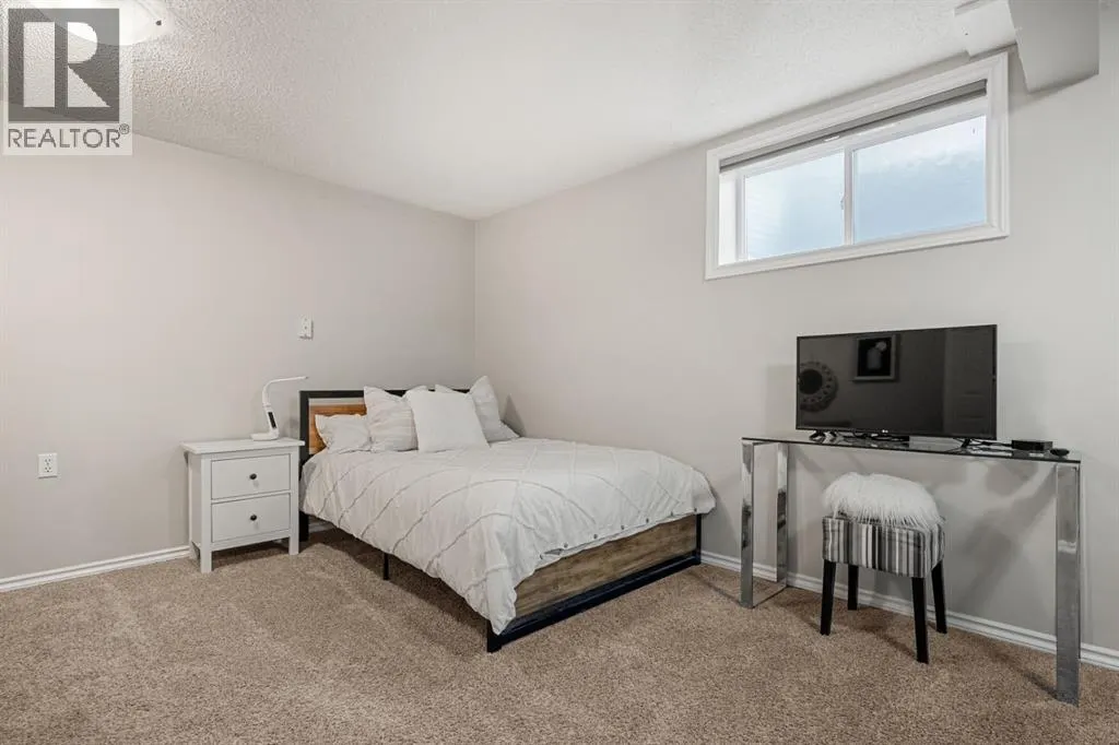 13015 Bonaventure Drive SE
