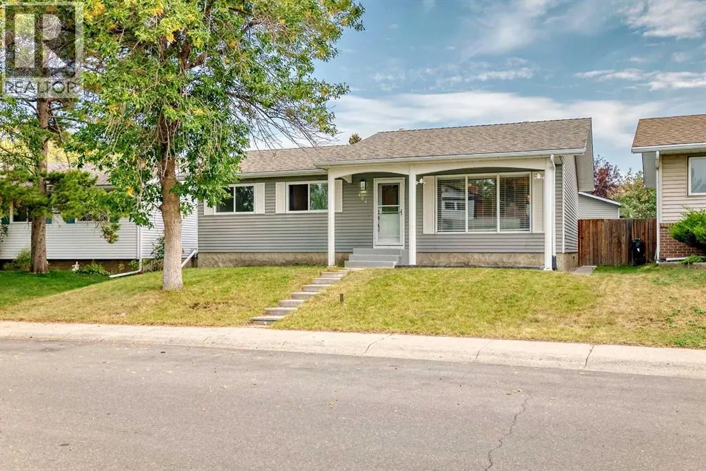424 Rundlehill Way NE