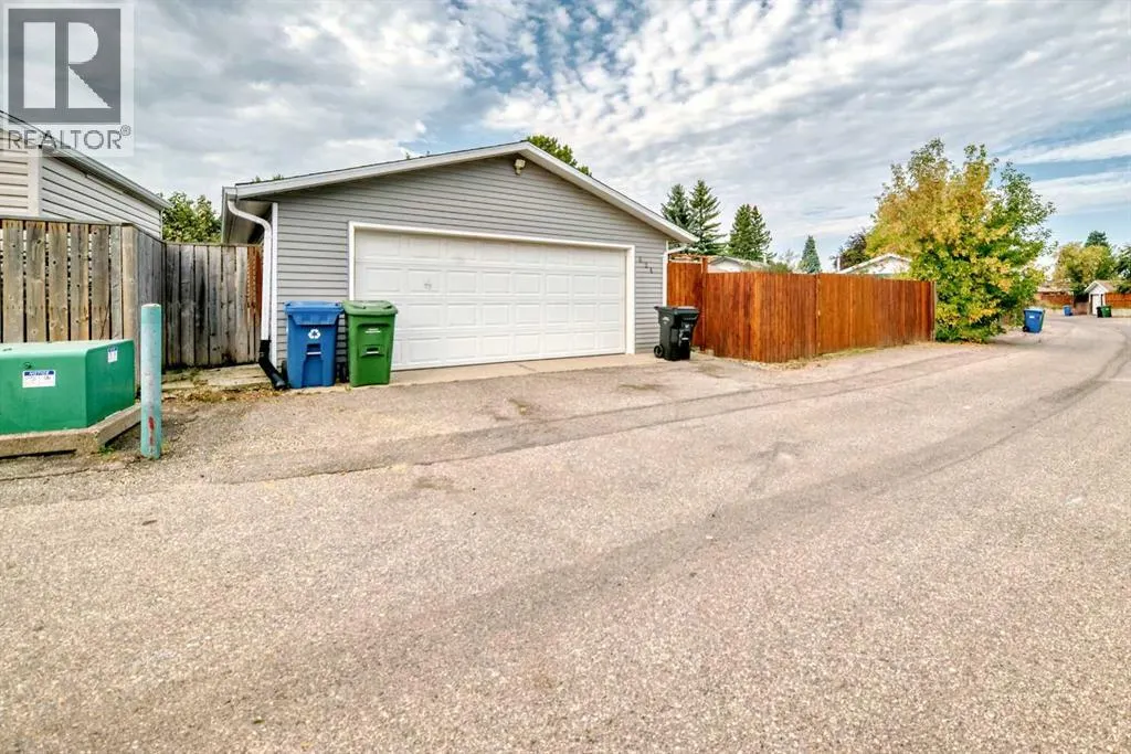 424 Rundlehill Way NE