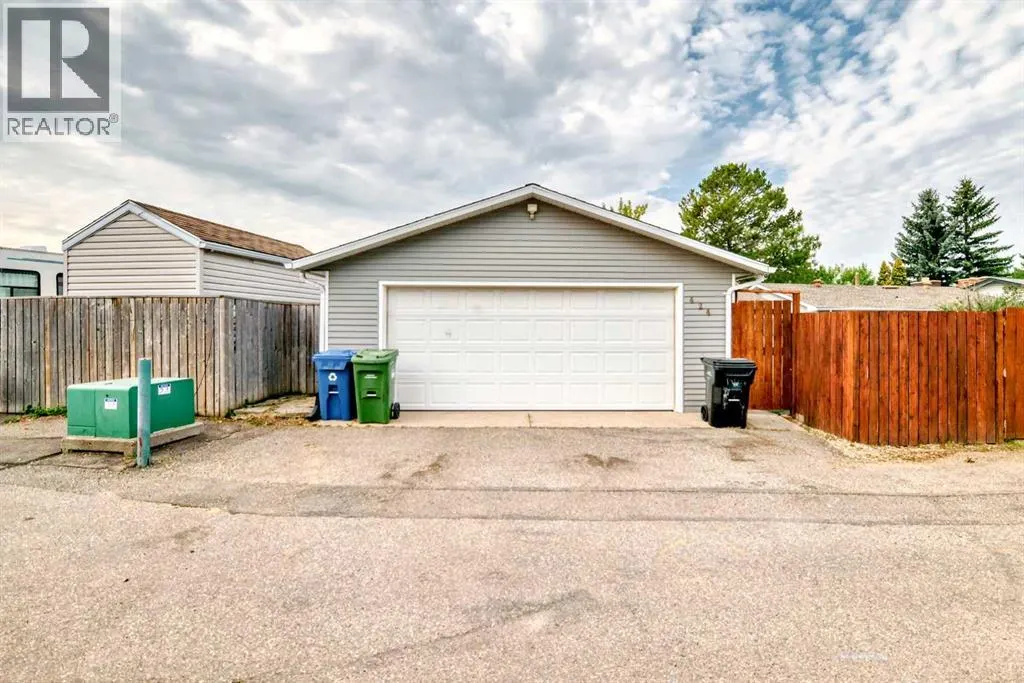 424 Rundlehill Way NE