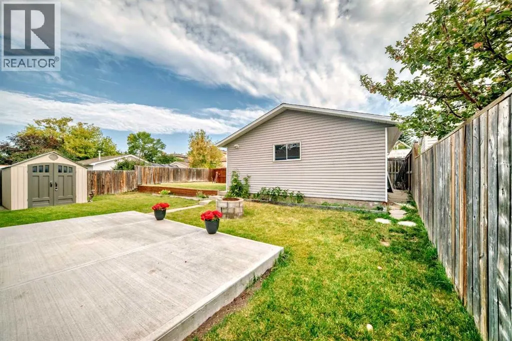 424 Rundlehill Way NE