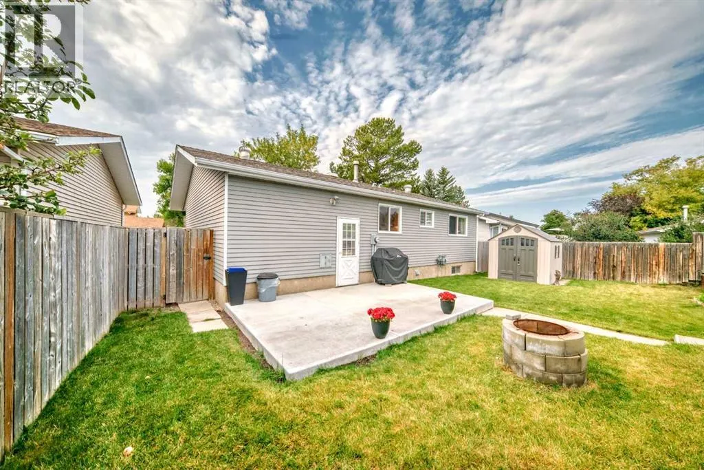 424 Rundlehill Way NE