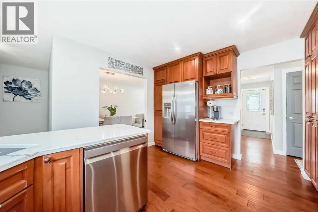 424 Rundlehill Way NE