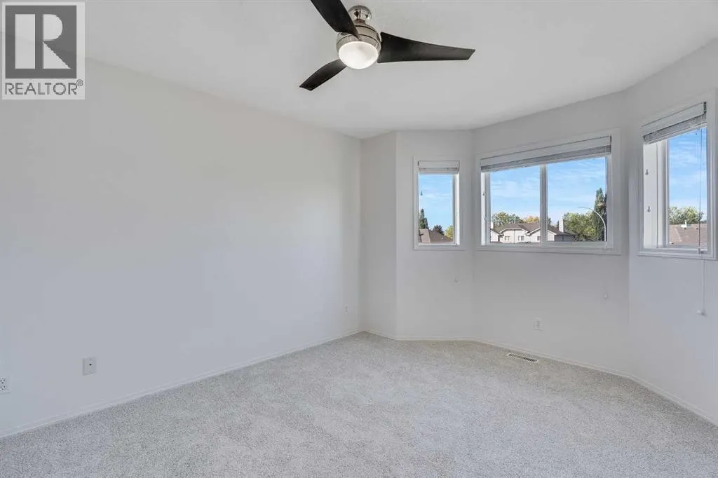 201 Crystalridge Rise