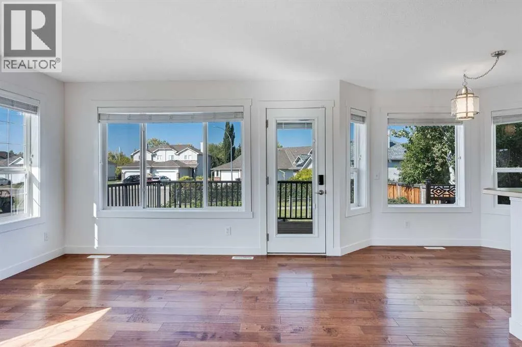 201 Crystalridge Rise