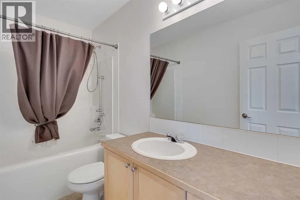 201 Crystalridge Rise