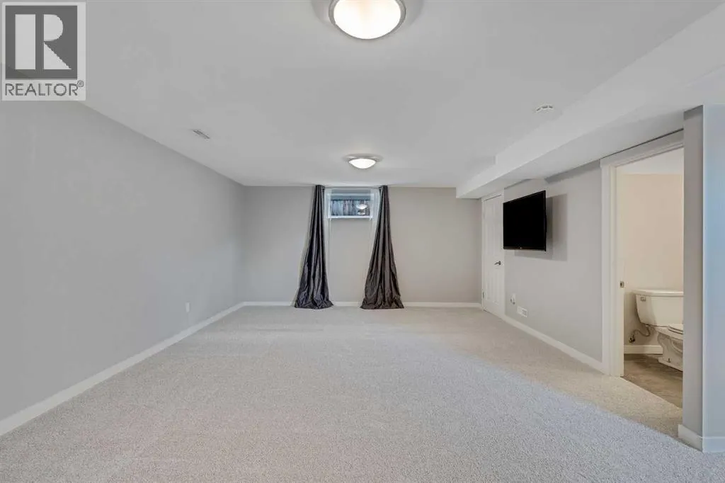 201 Crystalridge Rise