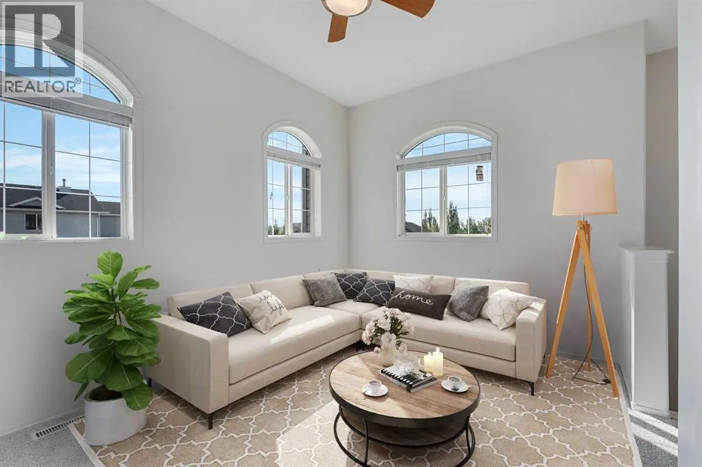 201 Crystalridge Rise