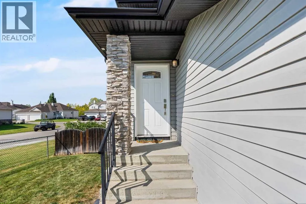 201 Crystalridge Rise