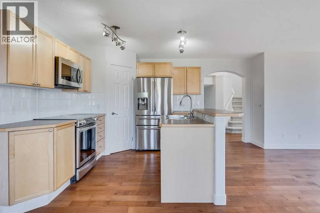 201 Crystalridge Rise