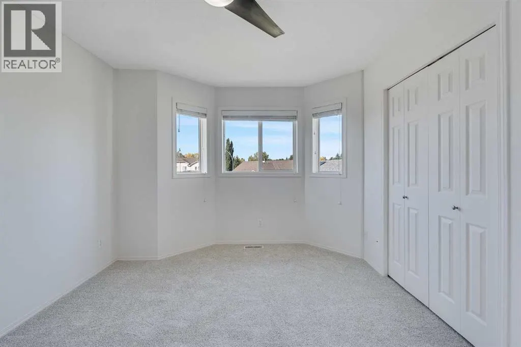 201 Crystalridge Rise