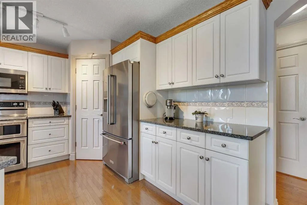 162 Harvest Grove Close NE