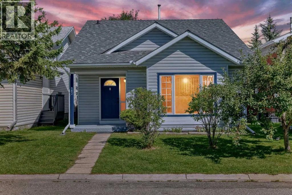 183 Applefield Close SE