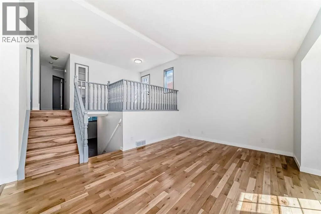 183 Applefield Close SE