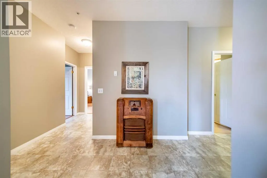 222, 5201 Dalhousie Drive NW