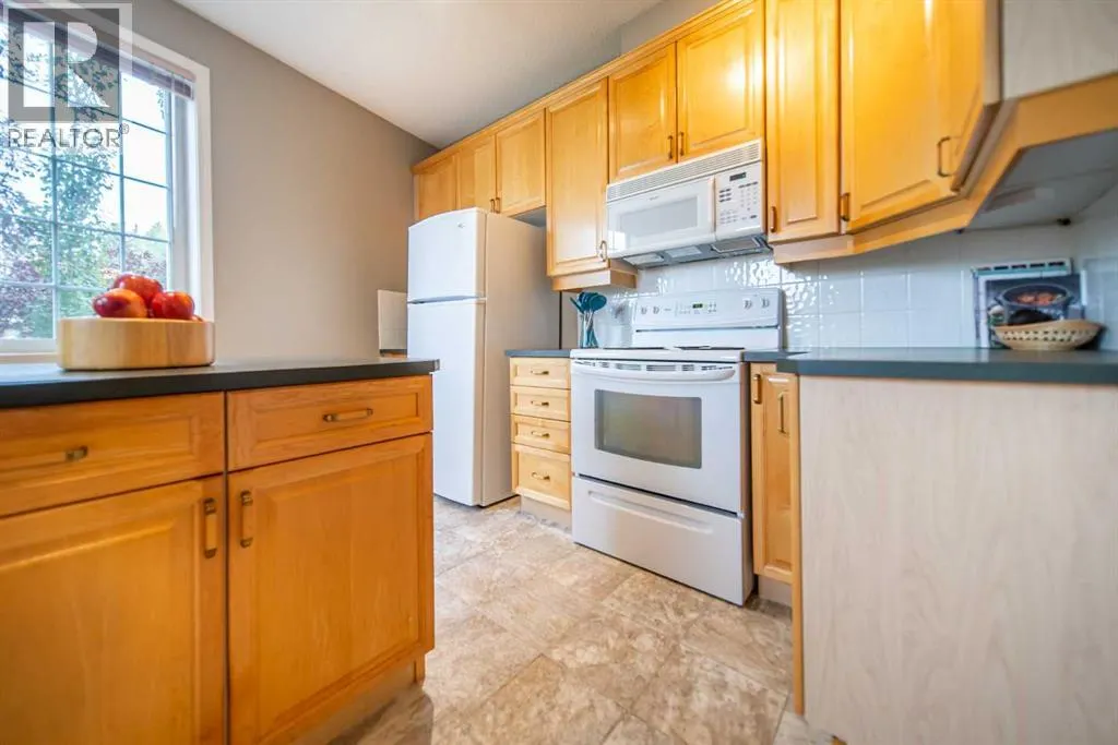 222, 5201 Dalhousie Drive NW