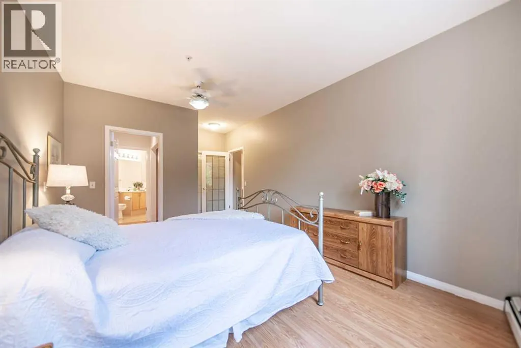222, 5201 Dalhousie Drive NW