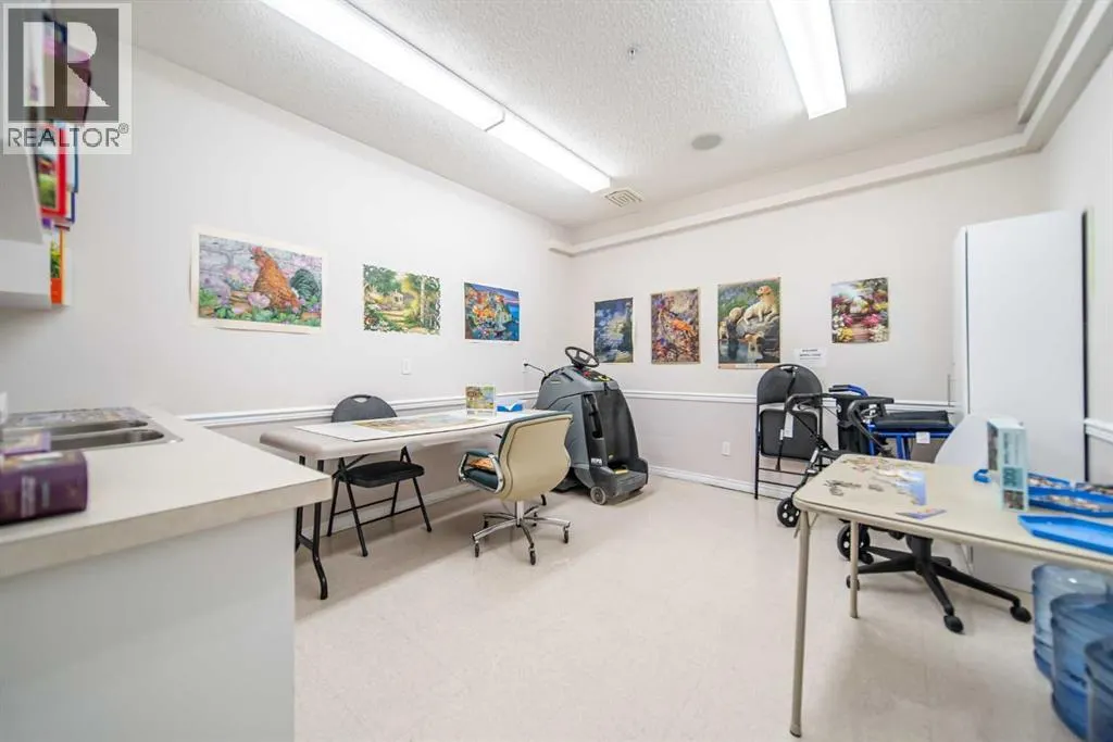 222, 5201 Dalhousie Drive NW