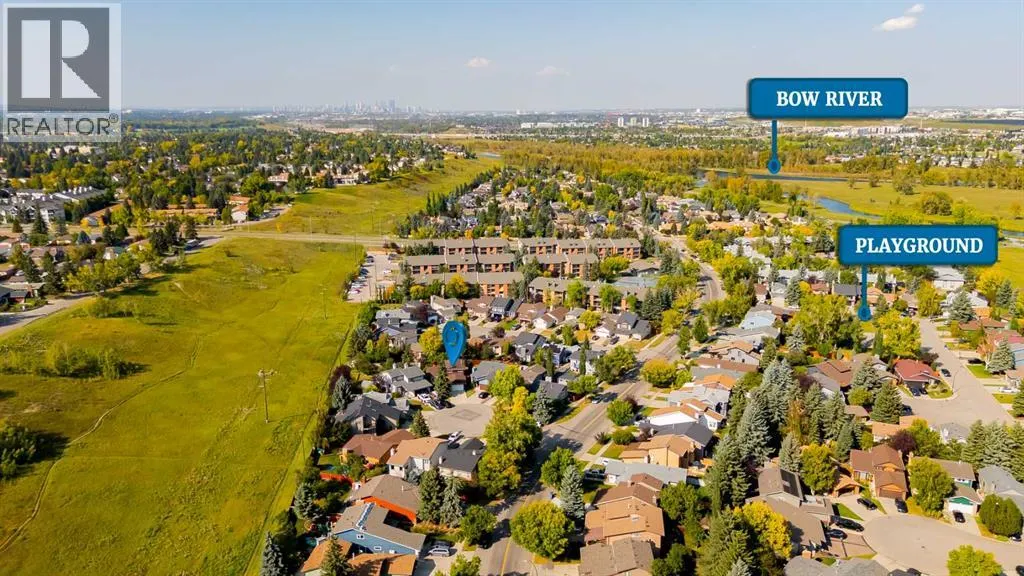 15 Deer Bay SE