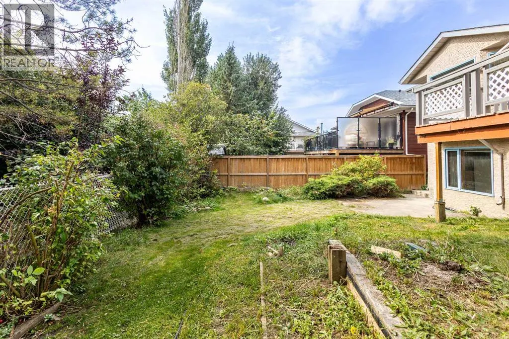 190 Riverside Circle SE