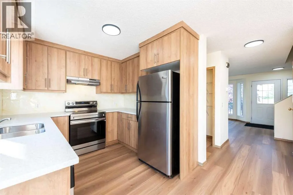 216 Hidden Hills Road NW
