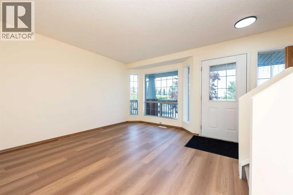 216 Hidden Hills Road NW