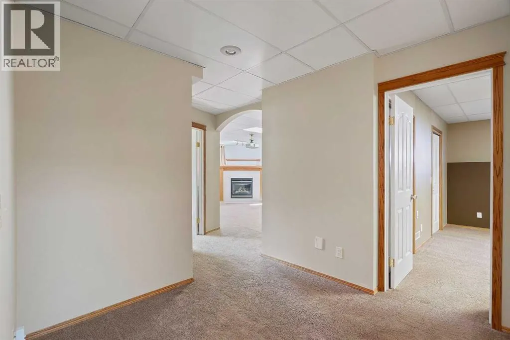 65 Canoe Circle SW
