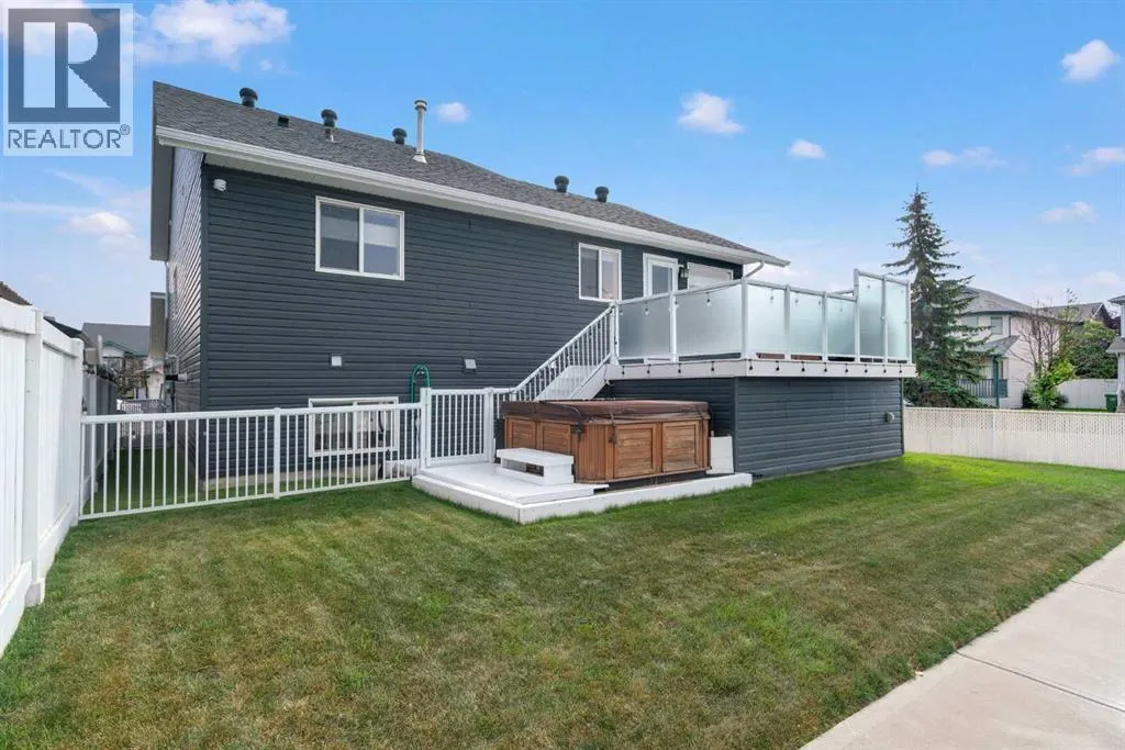 65 Canoe Circle SW