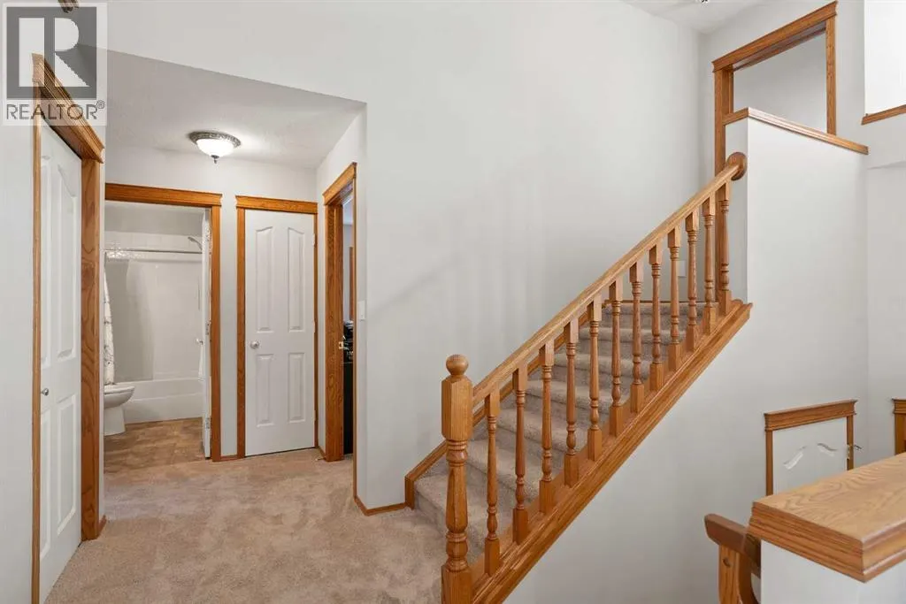 65 Canoe Circle SW