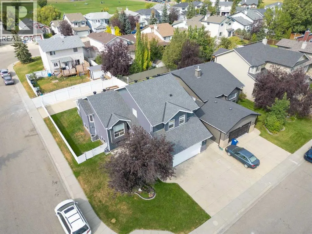 65 Canoe Circle SW