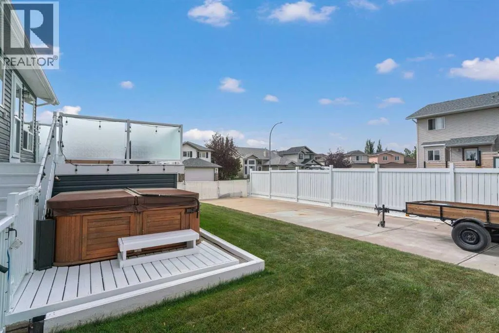 65 Canoe Circle SW
