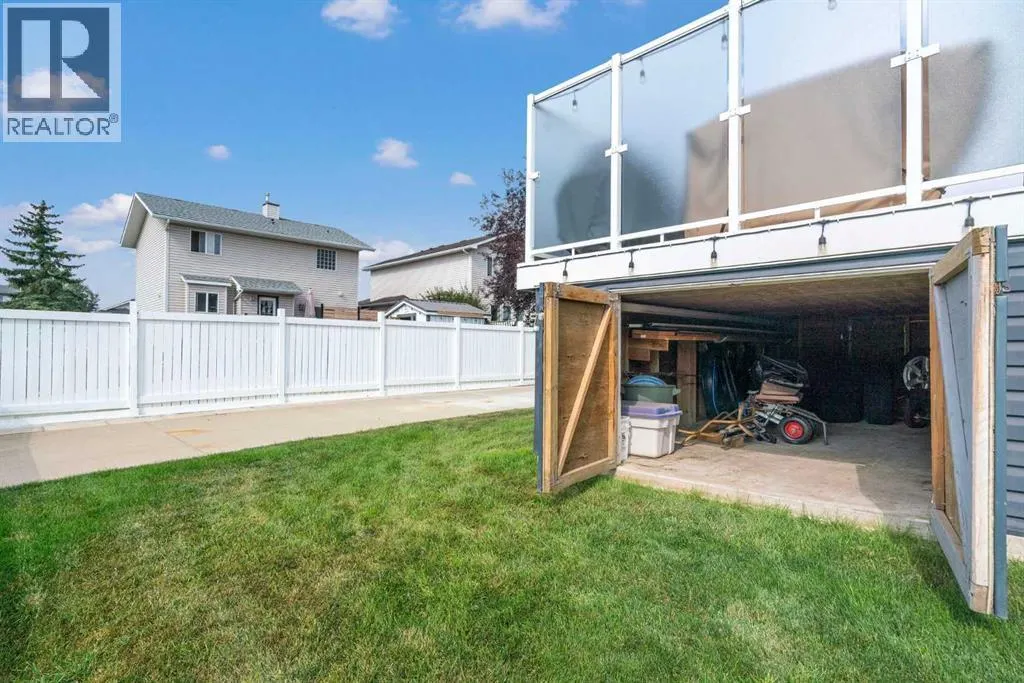 65 Canoe Circle SW