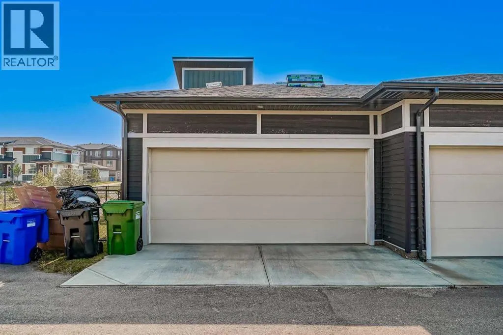 96 Skyview Parade NE