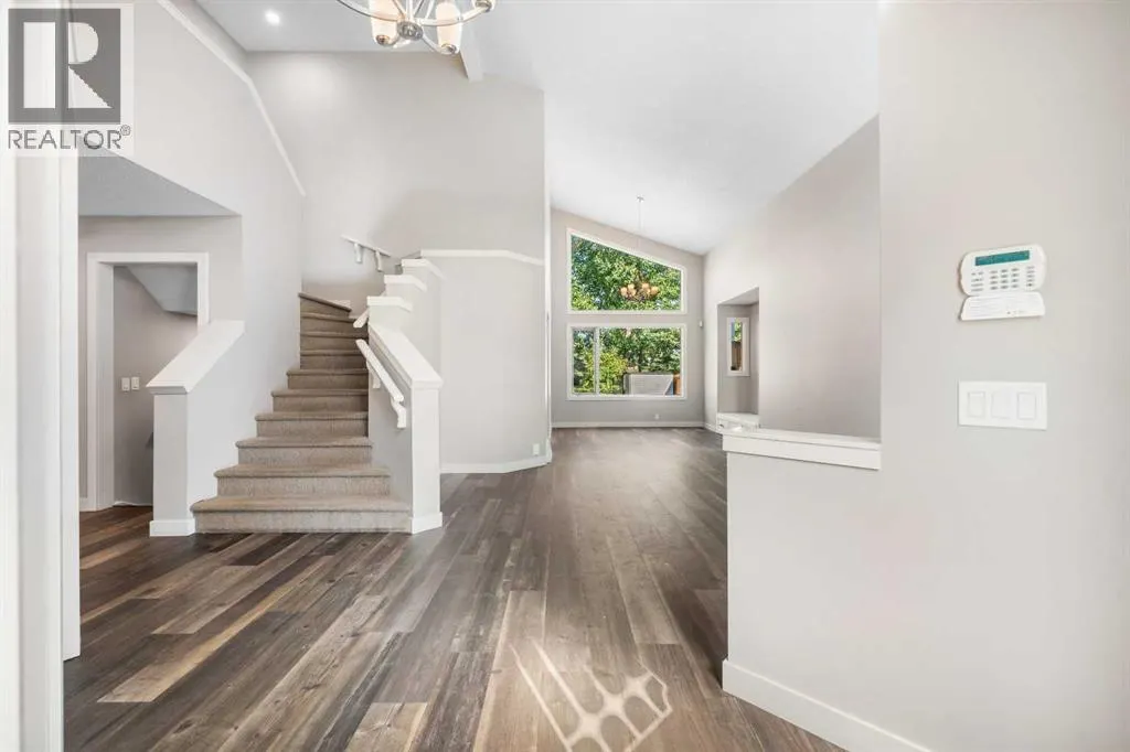 14 Douglasbank Drive SE