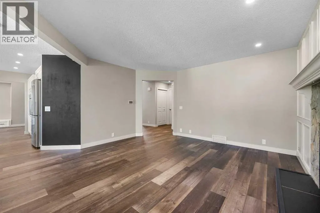 14 Douglasbank Drive SE