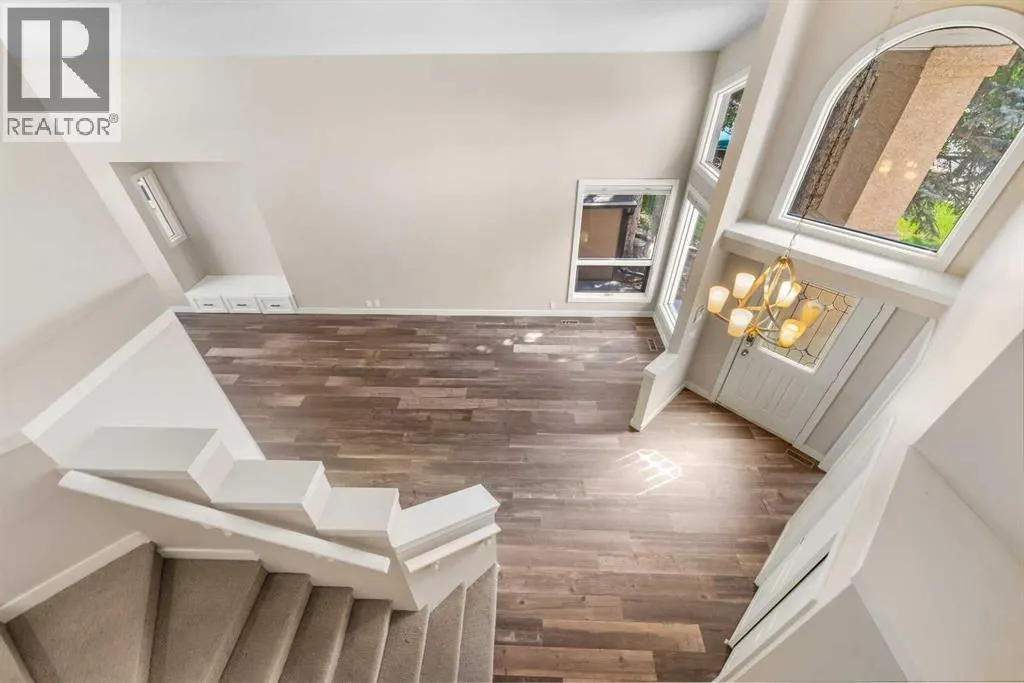 14 Douglasbank Drive SE