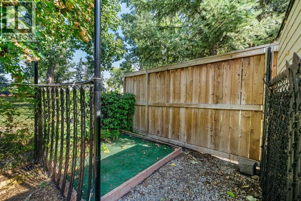14 Douglasbank Drive SE