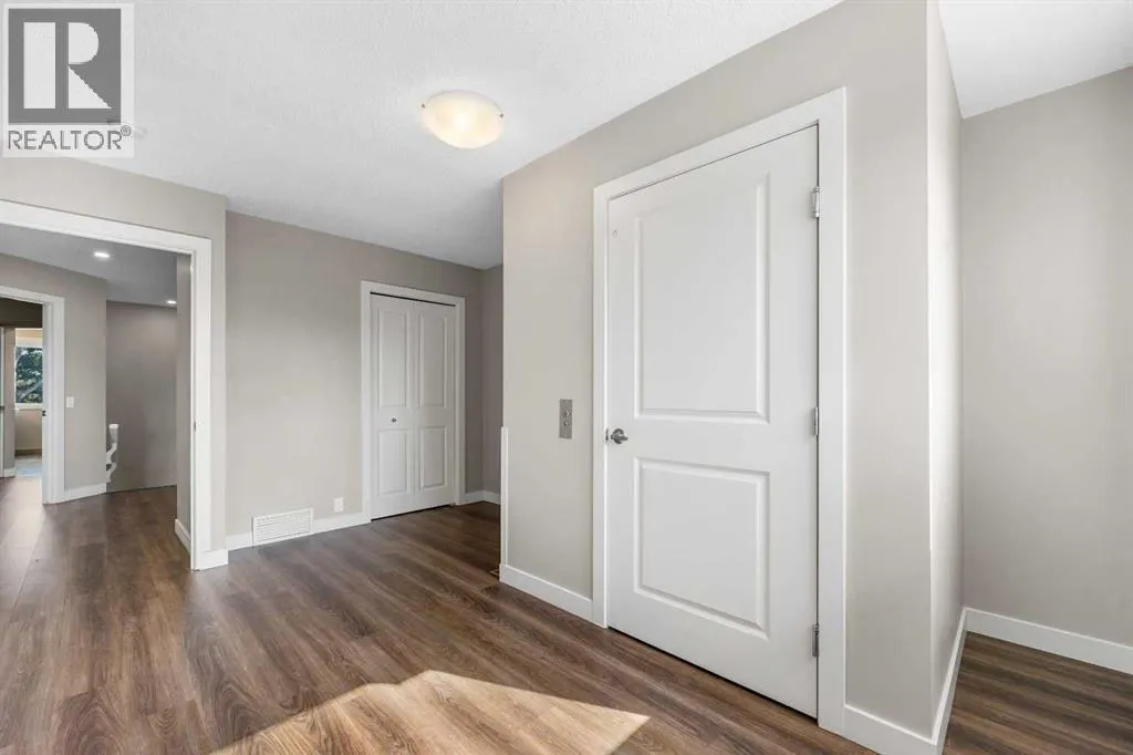 14 Douglasbank Drive SE