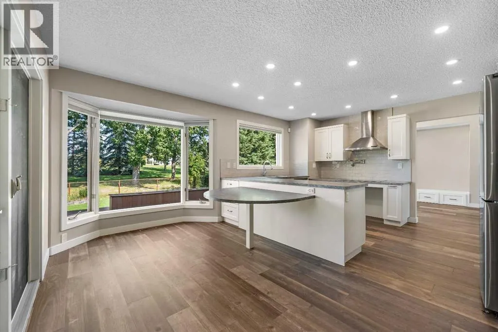 14 Douglasbank Drive SE