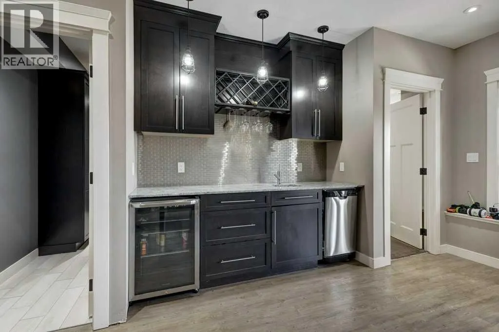 1233 Hillcrest Manor Estates