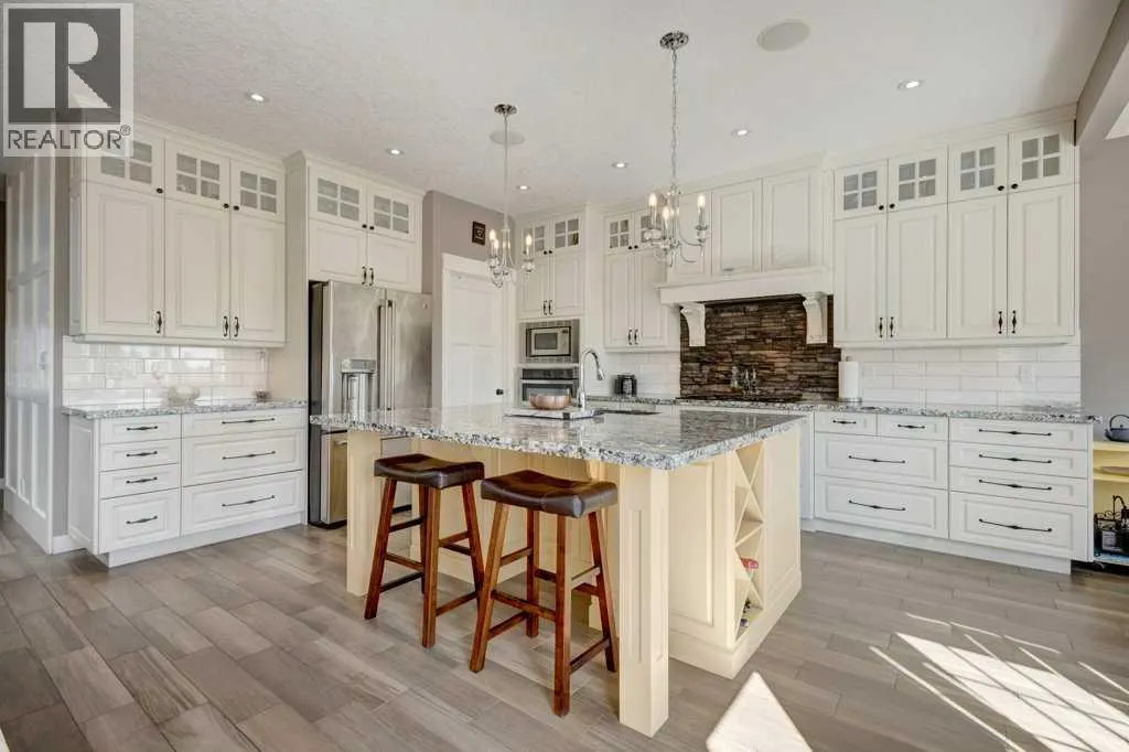 1233 Hillcrest Manor Estates