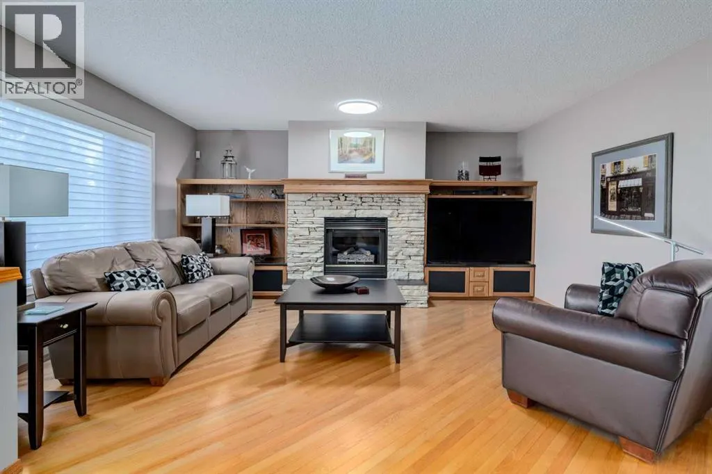 537 Sierra Madre Court SW
