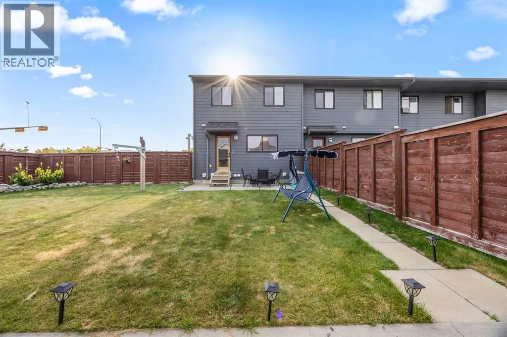 180 Walden Gate SE