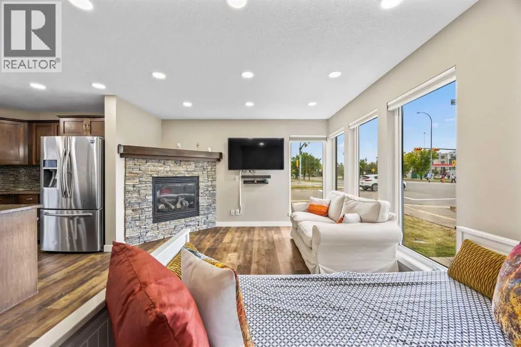 180 Walden Gate SE