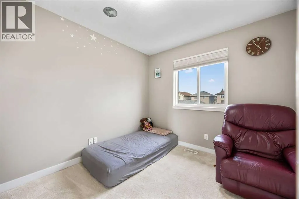 180 Walden Gate SE