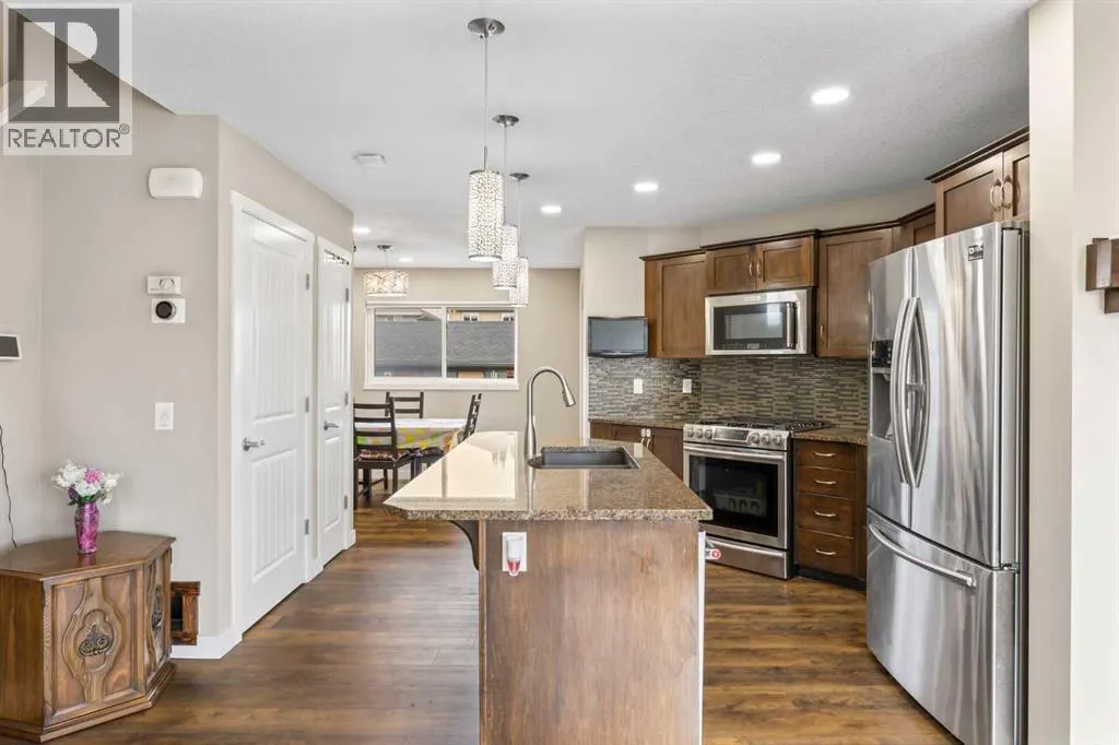 180 Walden Gate SE