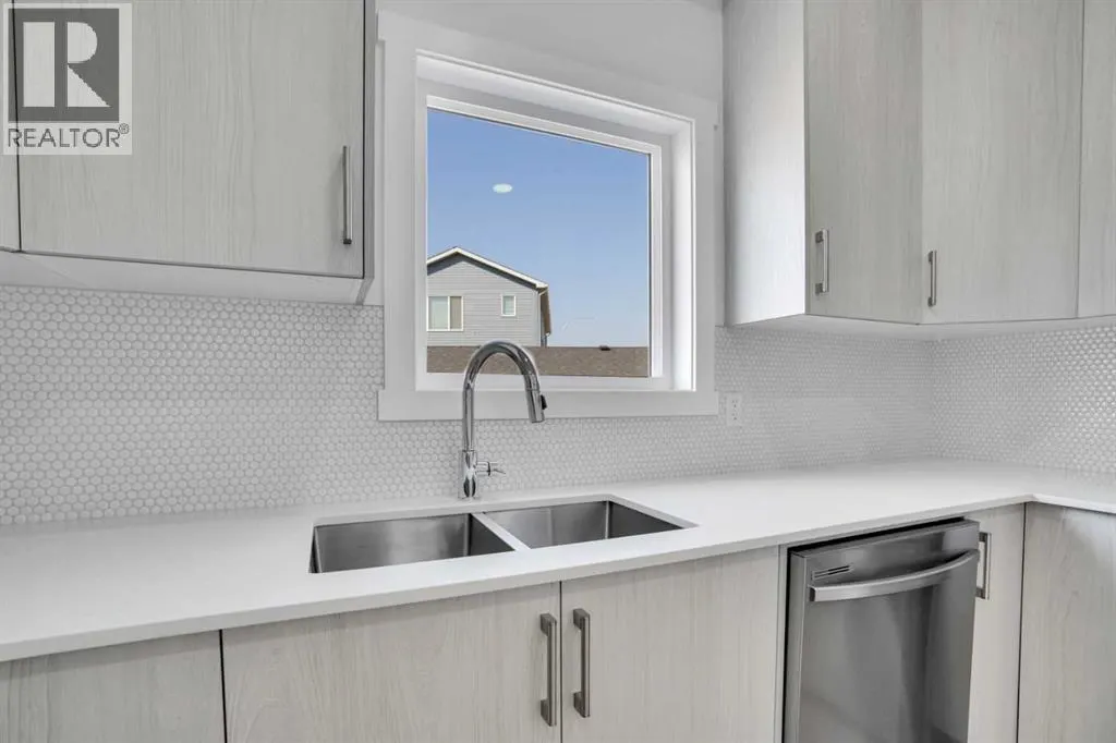 21 Cornerbrook Lane NE