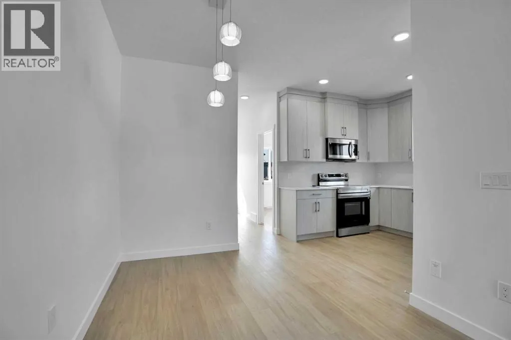 21 Cornerbrook Lane NE