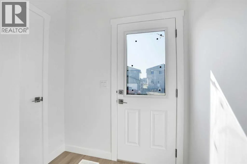 21 Cornerbrook Lane NE