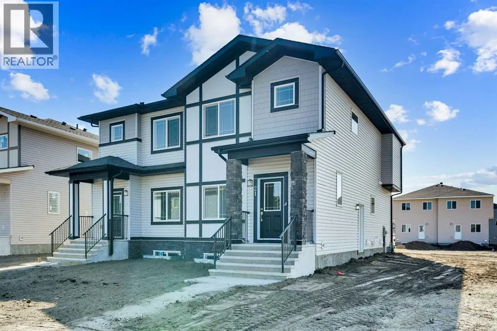 21 Cornerbrook Lane NE